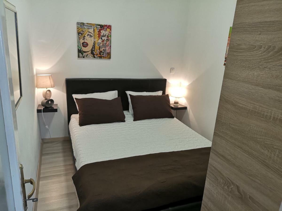 Studio Bi Apartment Umag Bagian luar foto